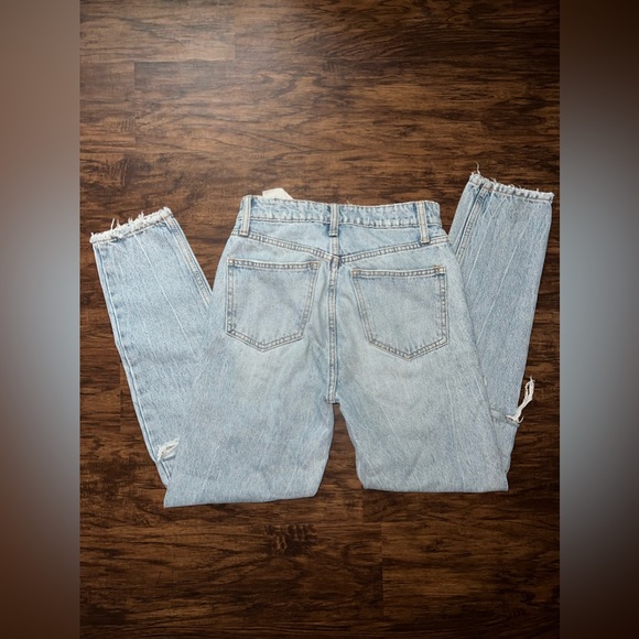 Zara Straight Leg Jeans - Picture 4 of 4